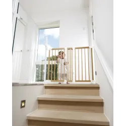 baby-dan-bramka-ochronna-flexi-fit-drewniana-buk