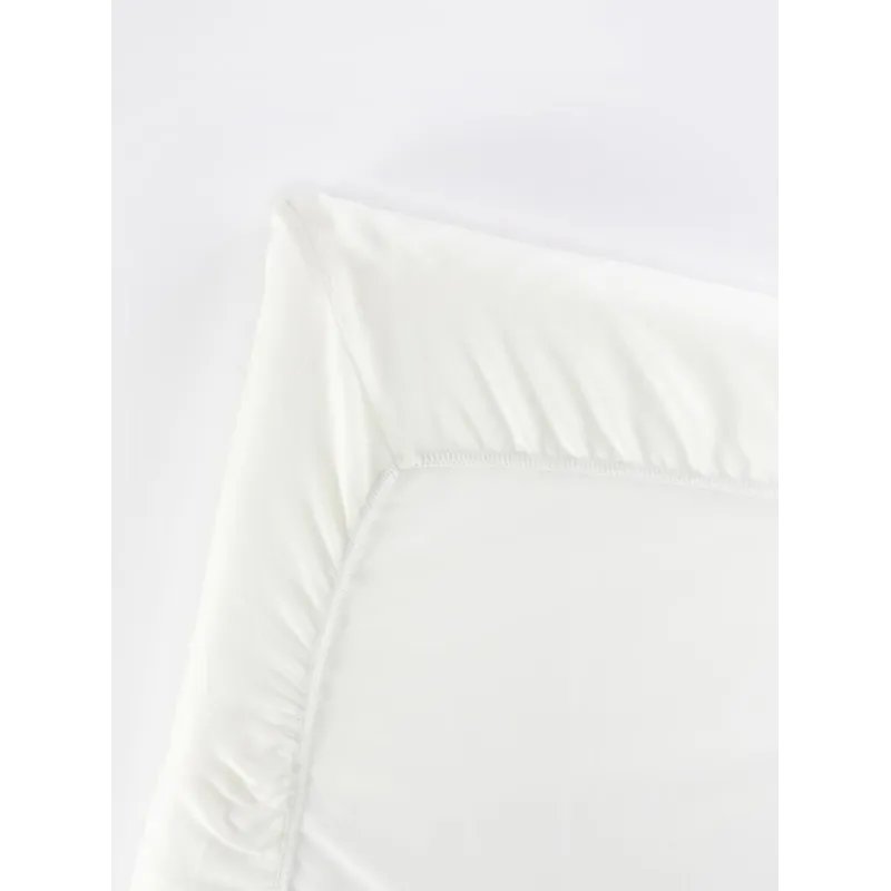 babybjorn-przescieradlo-do-lozeczka-turystycznego-light