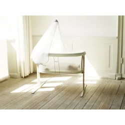 babybjorn-baldachim-do-kolyski